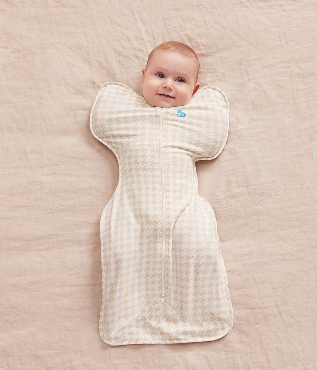 Newborn Ultimate Starter Bundle 1.0 TOG | Swaddle Up x2, Towel x2, Wash Cloth, Burp Cloths, Bibs | Houndstooth - Image 3
